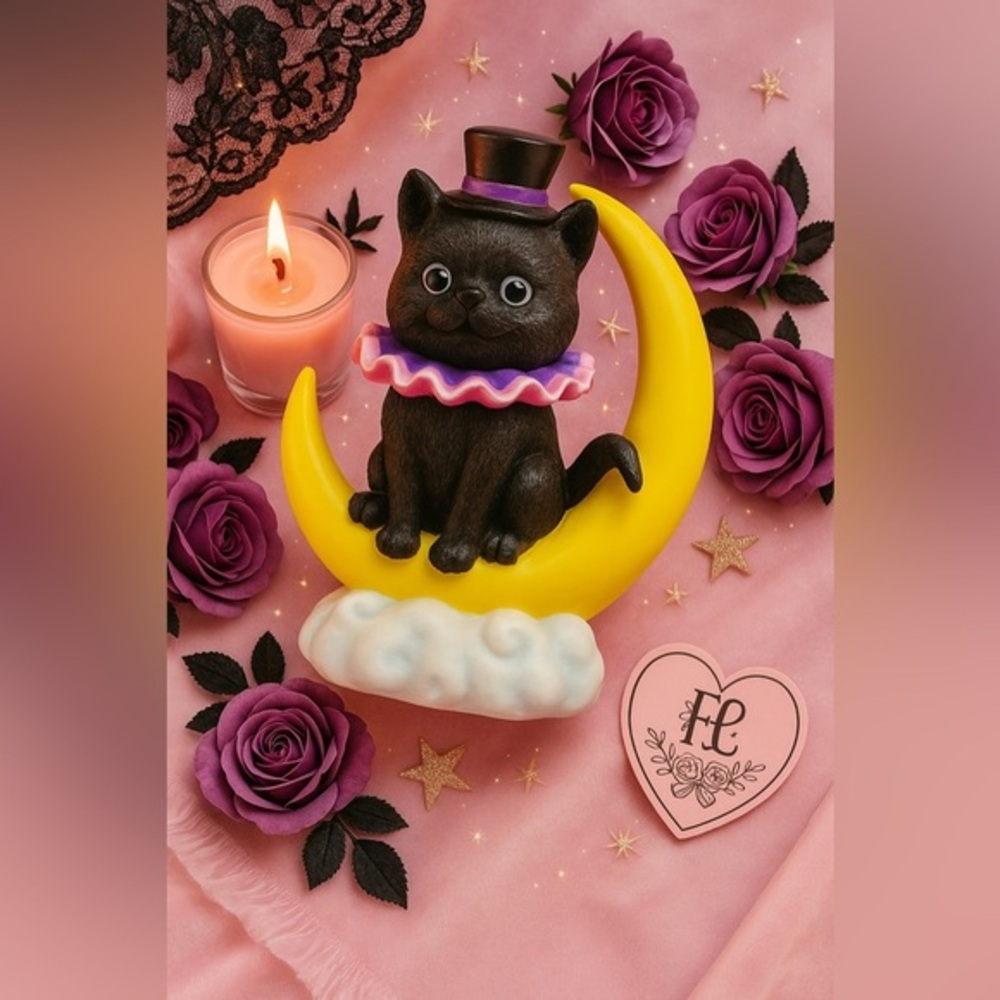 Black Cat on Crescent Moon Resin Statue Gothic Halloween Decor NWT
